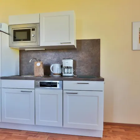 Апартаменты Herrenhaus App. 05 Salzbinse Blengow